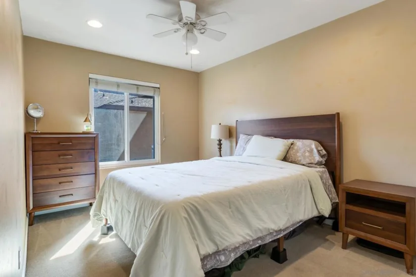 310 Sun Court photo 35