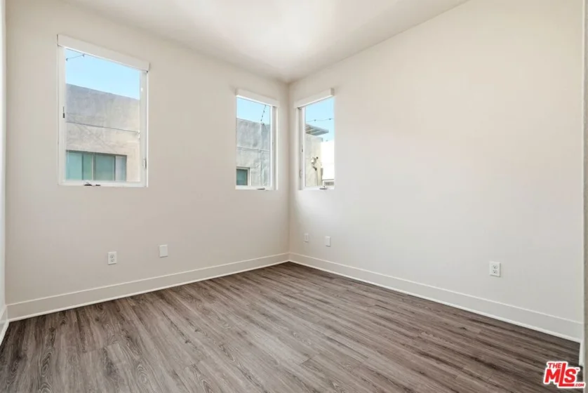2111 N Cahuenga Boulevard #11 photo 18