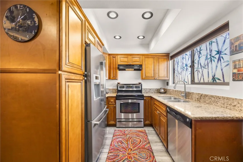 3999 E Santa Ana Canyon photo 35