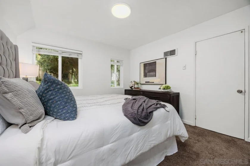 7565 Charmant Drive #417 photo 15