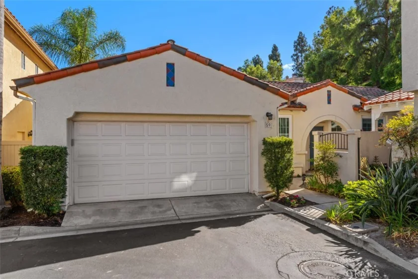 59 Colony photo 2
