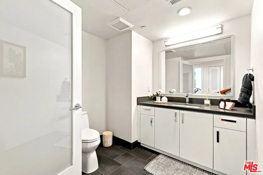 4240 Laurel Canyon Boulevard #305 photo 16