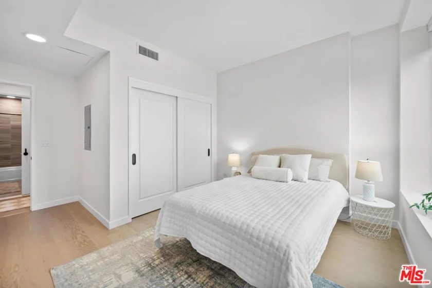 1050 S Grand Avenue #1303 photo 14