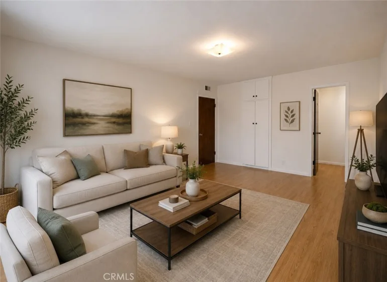 410 N Market Street #17 photo 3