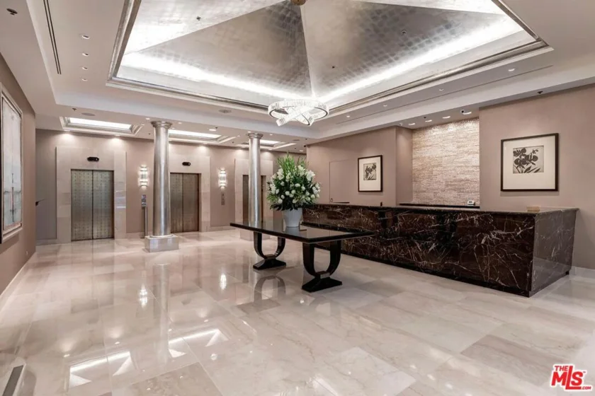 10724 Wilshire Boulevard #611 photo 7