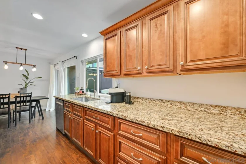 1242 River Glen Row #40 photo 30