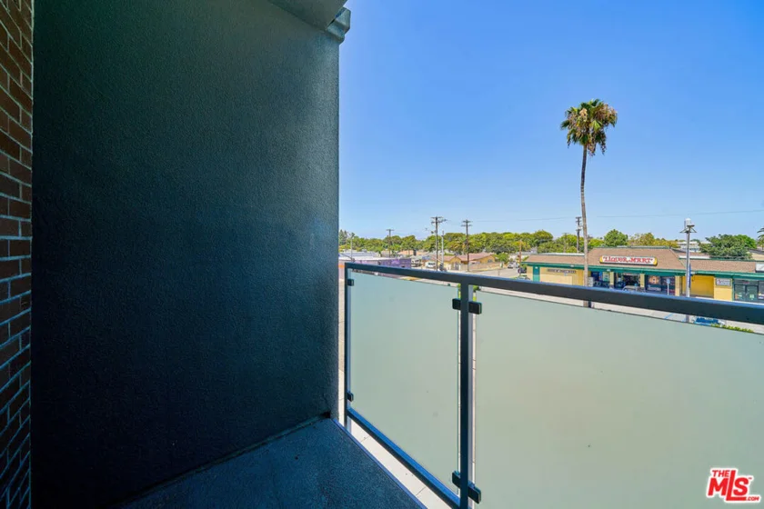 801 S Anaheim Boulevard #107 photo 37