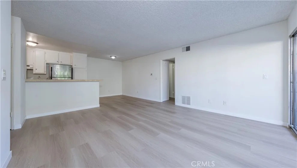 2511 W Sunflower #L3 photo 5