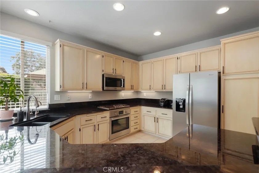 27541 Caesars Place photo 11