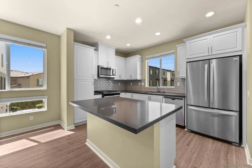 2564 S Escondido Boulevard #512 photo 12
