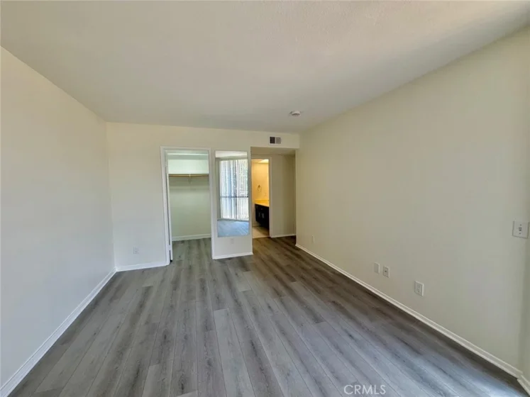 1237 E 6th Street #110 photo 7