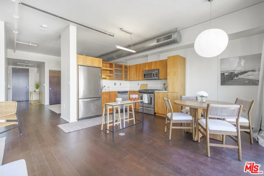 1100 S Hope Street #914 photo 52