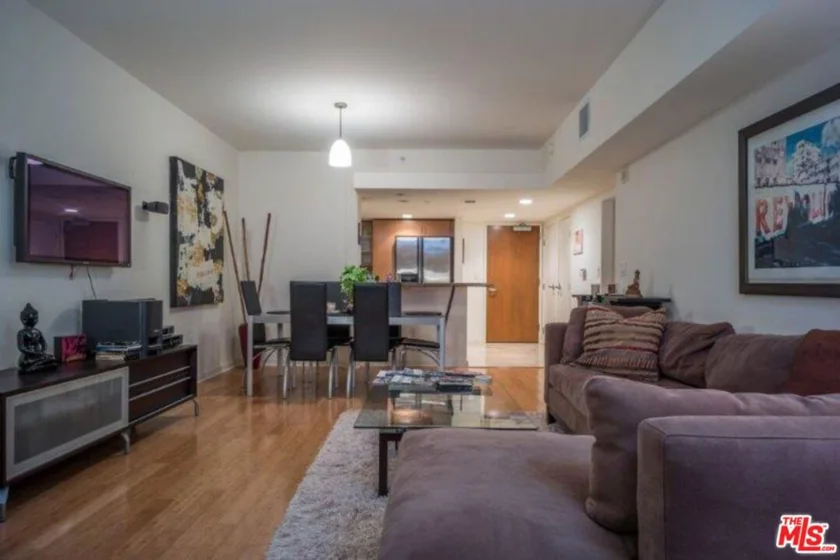 13700 Marina Pointe Drive #1514 photo 5