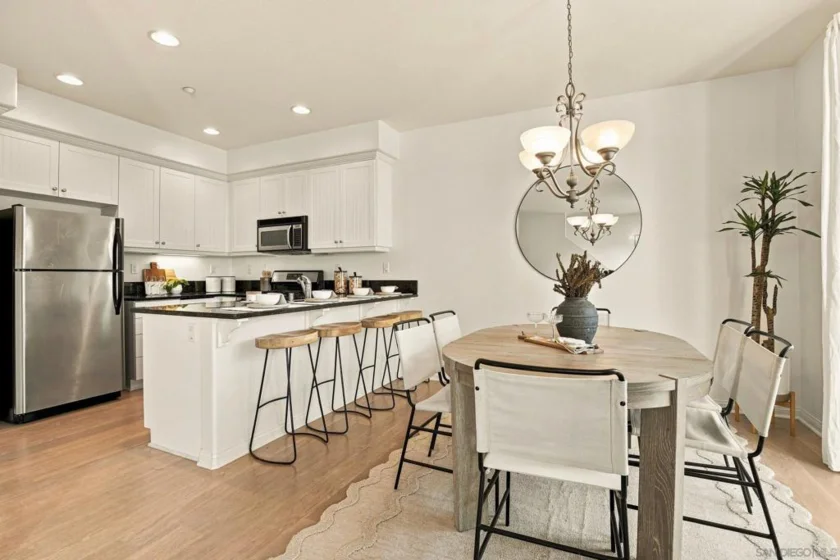 845 Harbor Cliff Way #305 photo 9