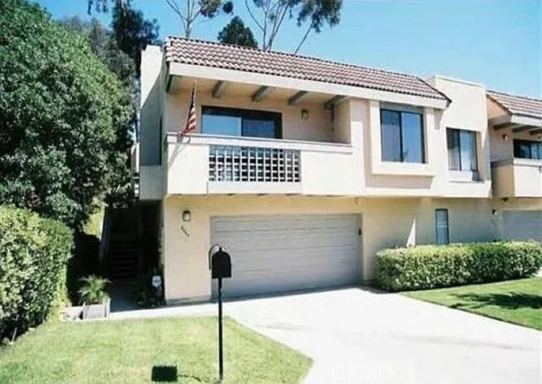 6644 Reservoir Lane photo 1
