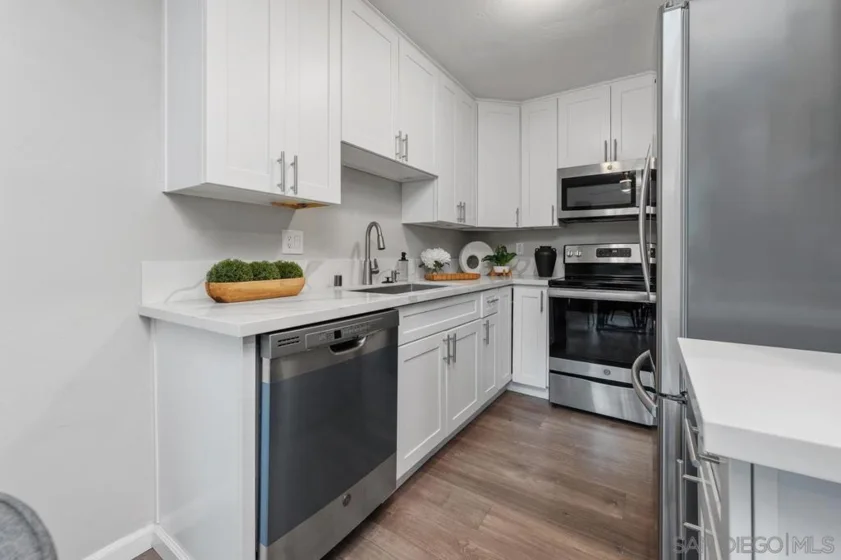 4750 Noyes Street #218 photo 3