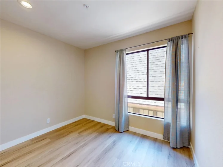 105 S Marguerita Avenue #C photo 29