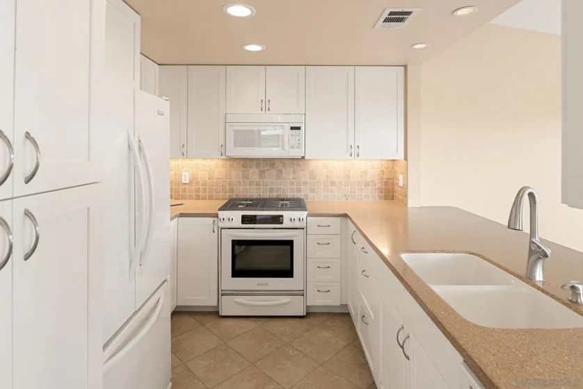 3866 Murray Hill photo 27