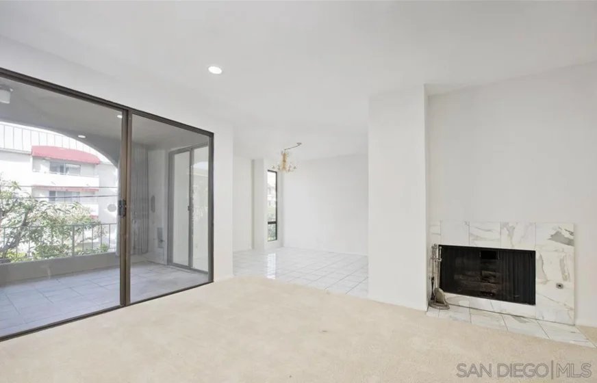 5340 Yarmouth Avenue #205 photo 7