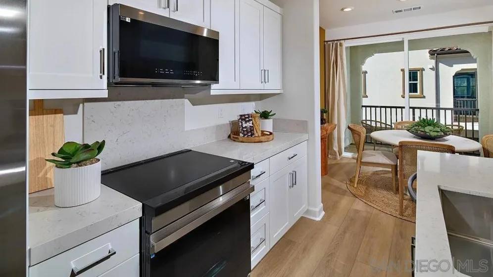 3303 Faye Drive photo 4