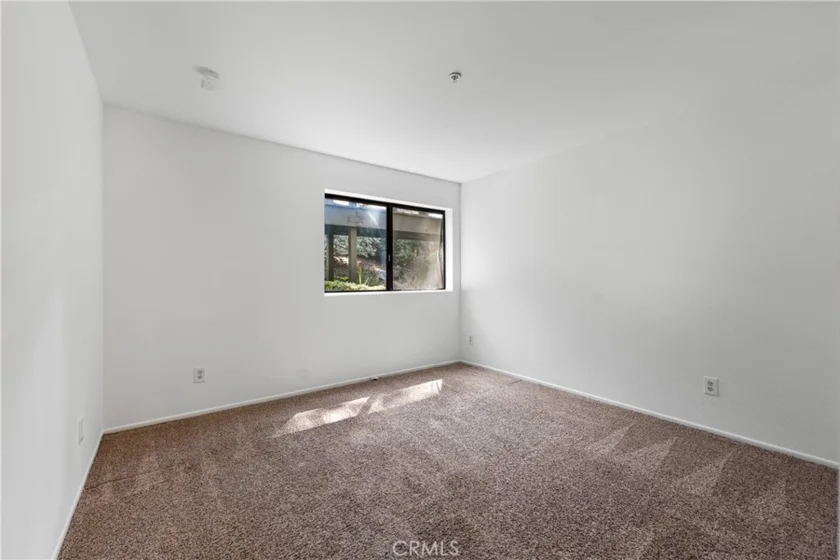 1052 Seco #104 photo 29