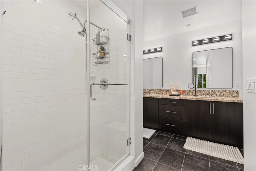 21 Gramercy #220 photo 20