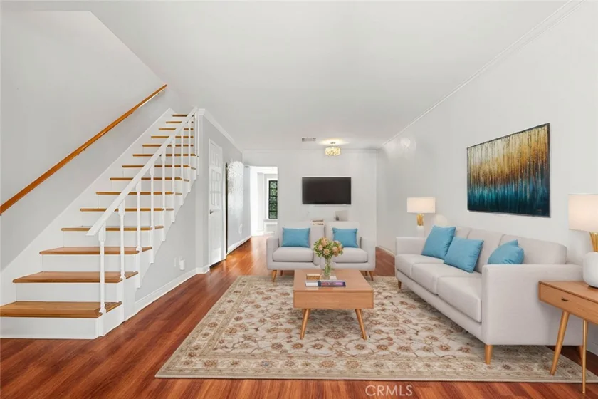 11127 La Maida Street #4 photo 1