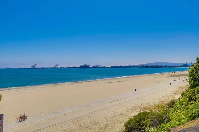 2999 E Ocean Boulevard #120 photo 23
