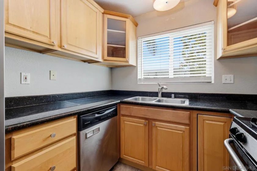 4747 Hamilton #12 photo 5