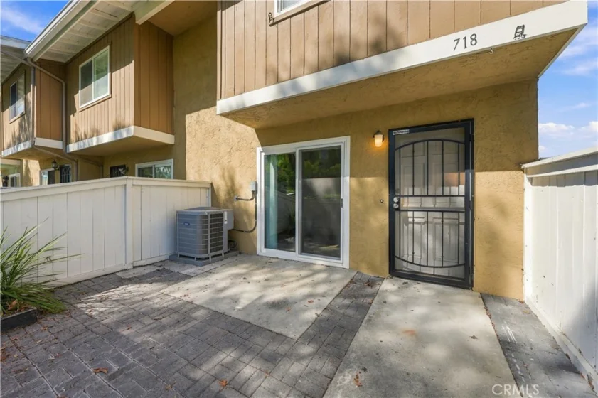 718 Buena Tierra Way #179 photo 2