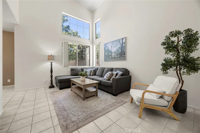 3423 E White Chapel Court #E photo 4
