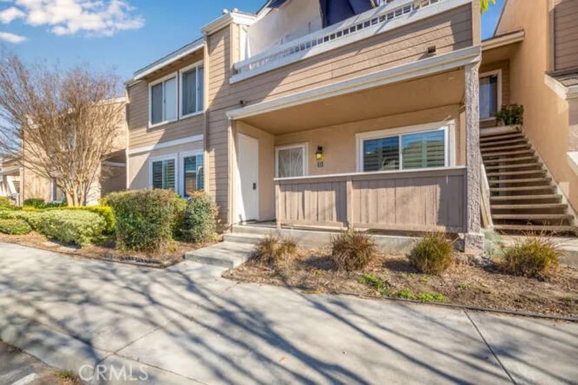 10430 E Briar Oaks Drive #D photo 1