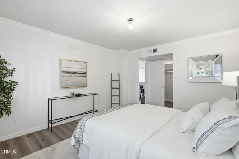 10274 Tujunga Canyon Boulevard #7 photo 6