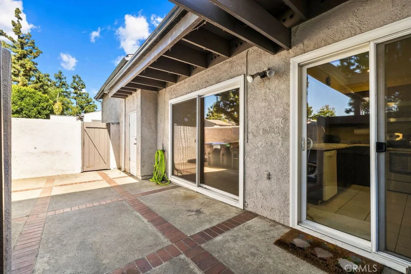 409 N Via Roma photo 33