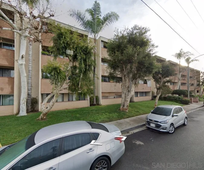 4041 Oakcrest Drive #307 photo 1