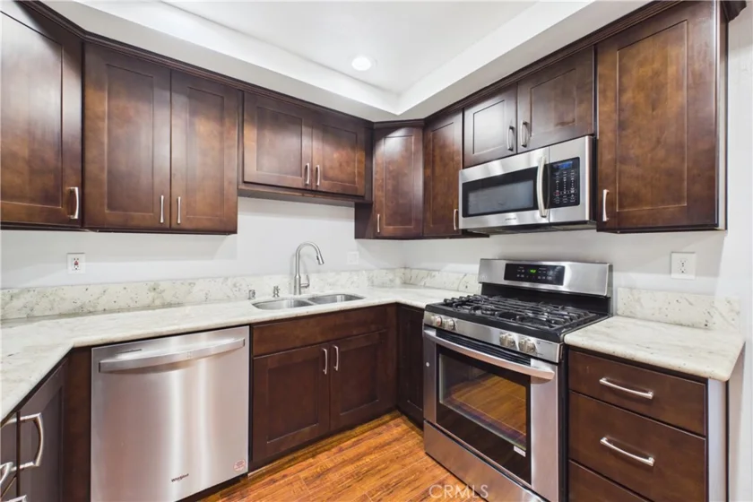 9253 Walker Street photo 12