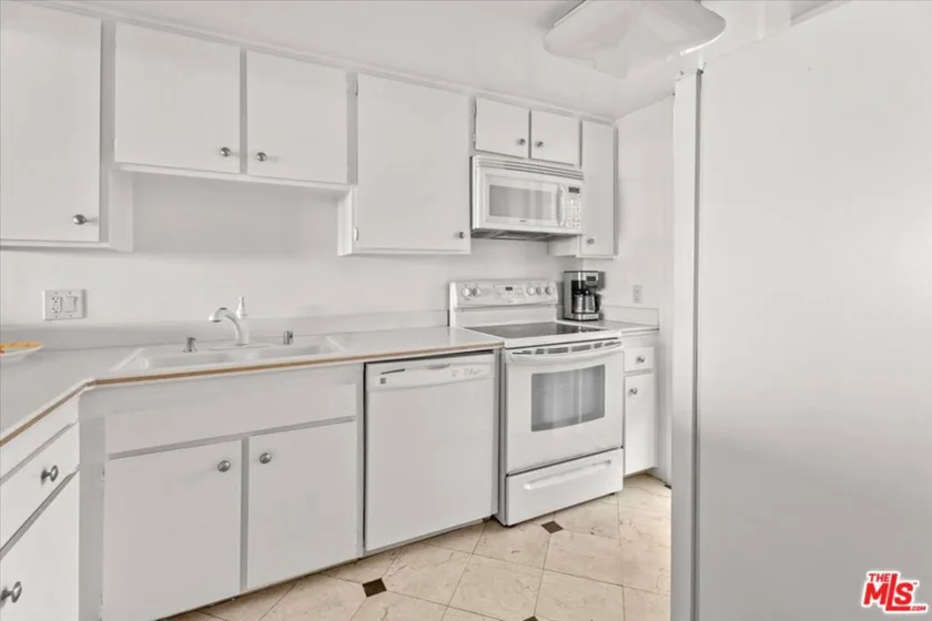 4316 Marina City Drive #1023 photo 4