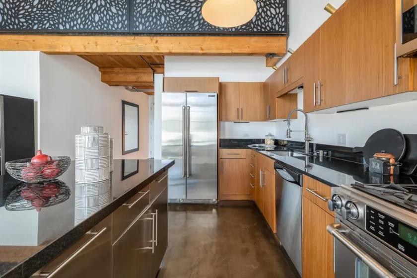 530 S Hewitt Street #131 photo 10