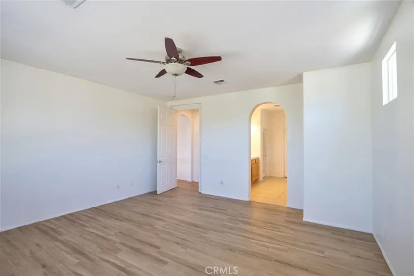 45743 Magnolia photo 26