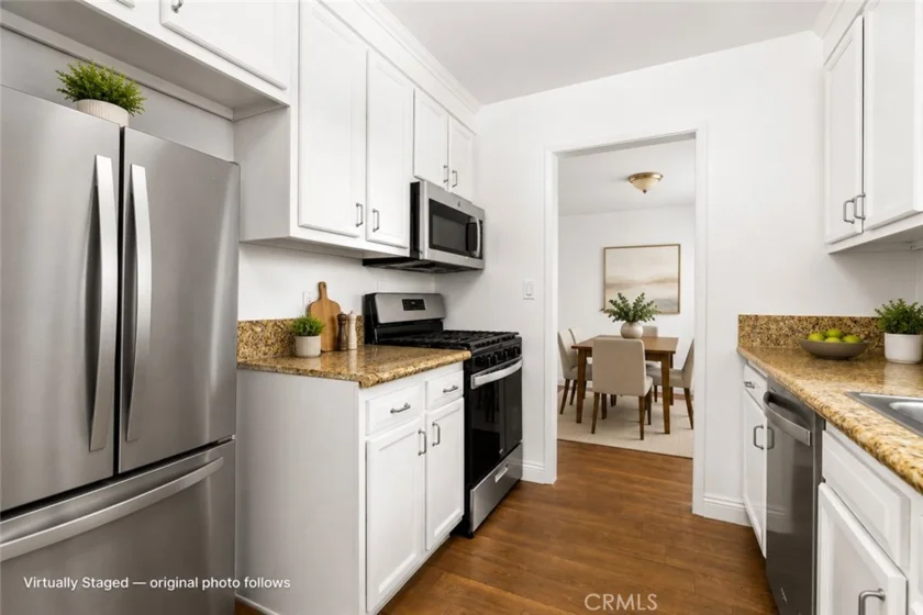 21A Tustin photo 13