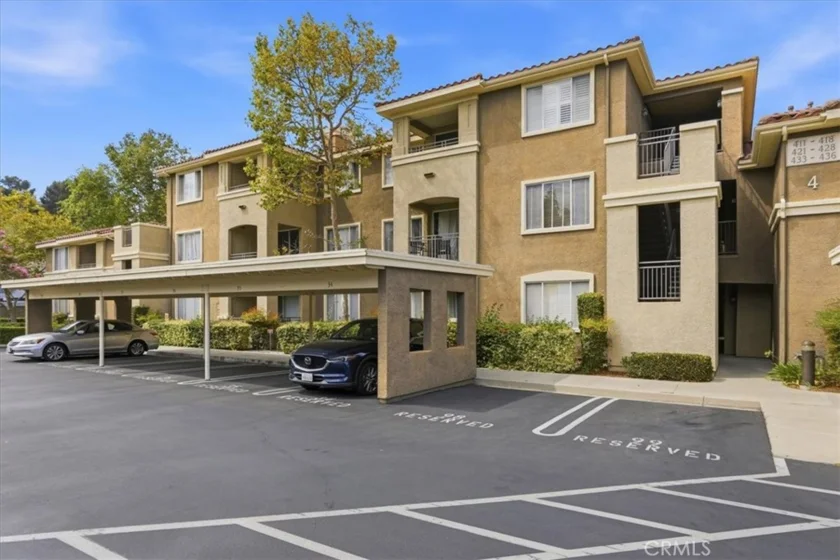 22681 Oakgrove #426 photo 2
