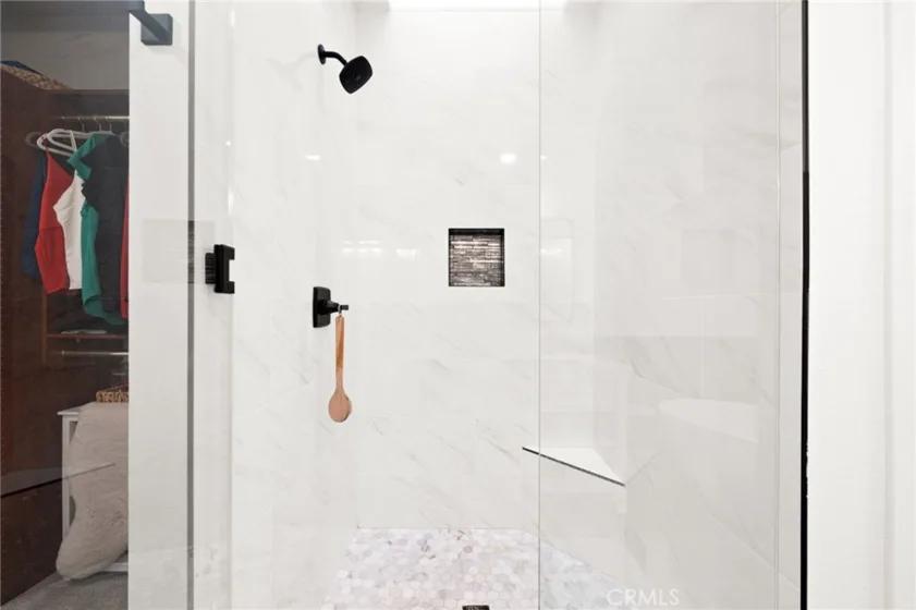 38521 Glen Abbey photo 11