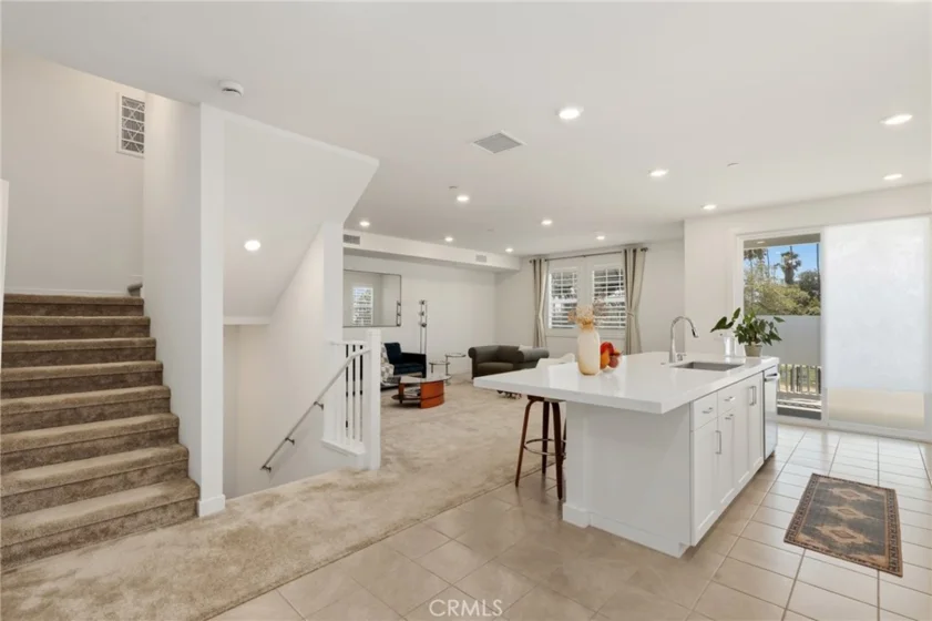 175 W La Palma Avenue #6 photo 7