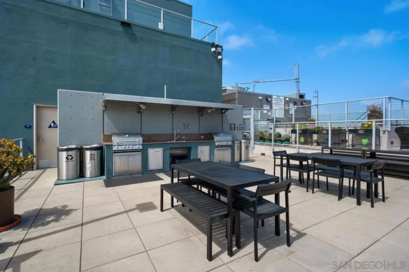 1080 Park Boulevard #913 photo 23