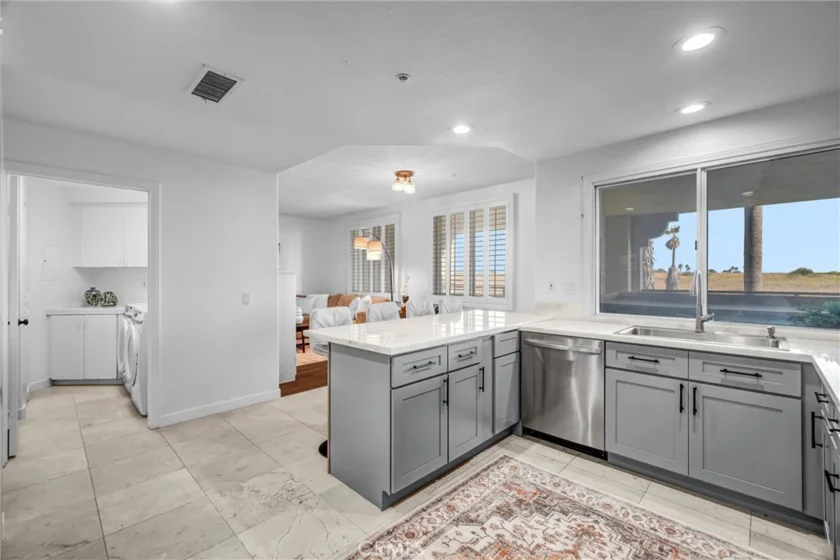 4167 Warner Avenue #105 photo 33