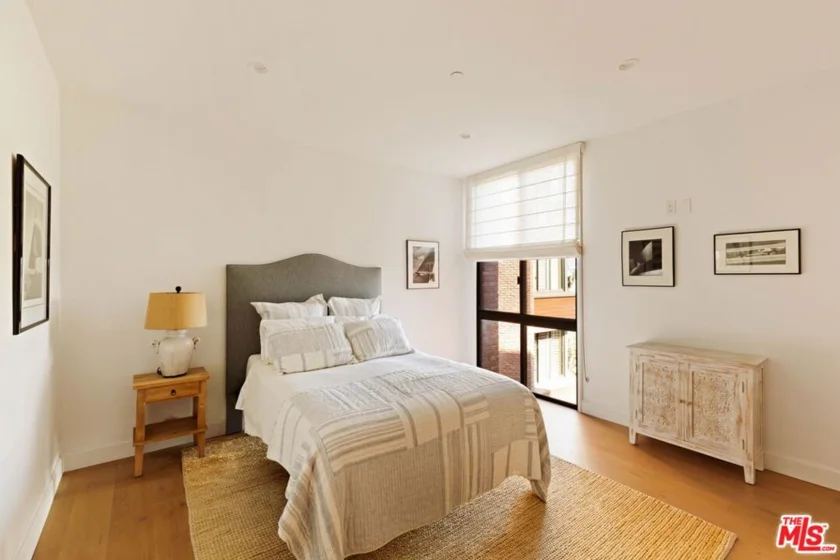 300 N Swall Drive #354 photo 31