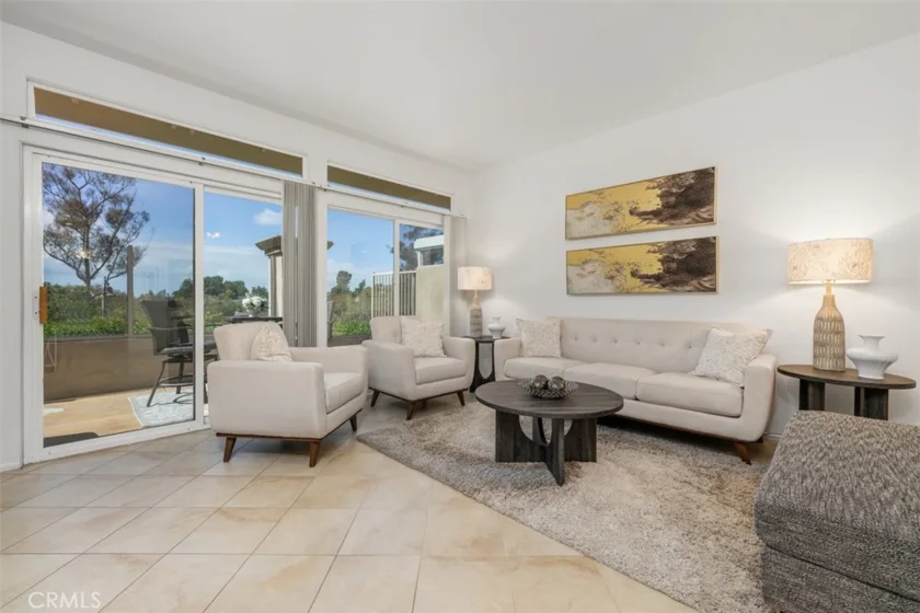 21724 San Leandro photo 5