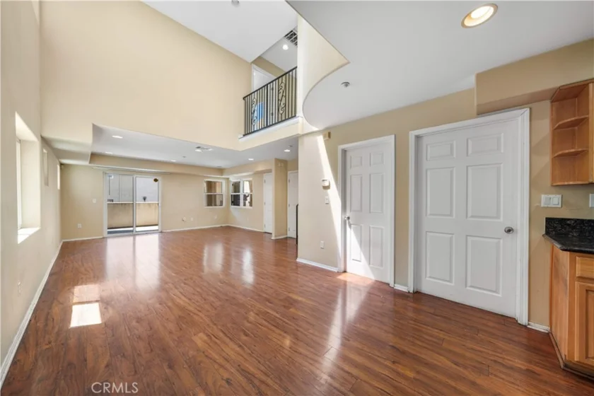 1008 S Marengo Avenue #D photo 42