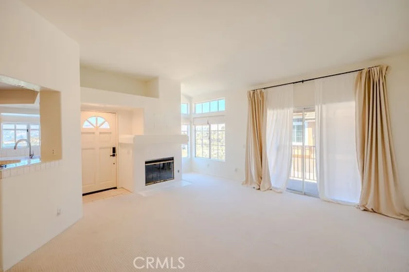 8123 E Oak Ridge Circle photo 6