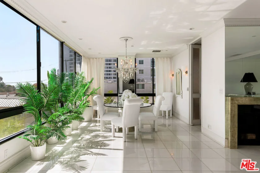 10350 Wilshire Boulevard #404 photo 11